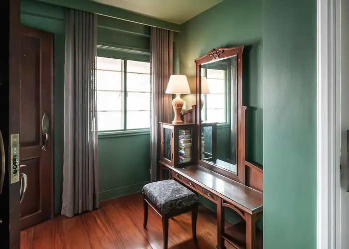 Apartment Miranamin Nest Liryo - Family In Unique Historic With Indoor Plunge Pool, Garden Access, Self-service Breakfast, Guest Kitchen *