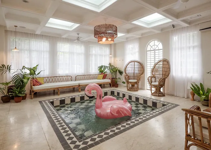 Miranamin Nest Liryo - Family In Unique Historic With Indoor Plunge Pool, Garden Access, Self-service Breakfast, Guest Kitchen Apartment