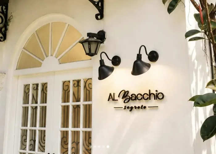 Miranamin Nest Liryo - Family In Unique Historic With Indoor Plunge Pool, Garden Access, Self-service Breakfast, Guest Kitchen Manila
